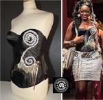 corset style steampunk souple sur-mesure brodé perlé noir or & incrustations coordonnées aux choix