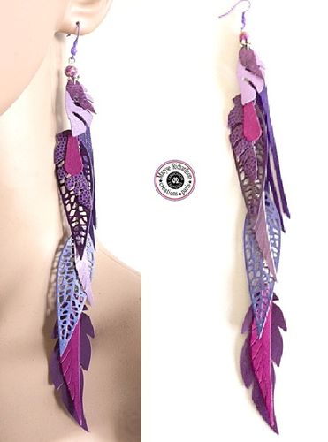 1 long single solo earring 20 cm lace style in purple lilac aubergine leather