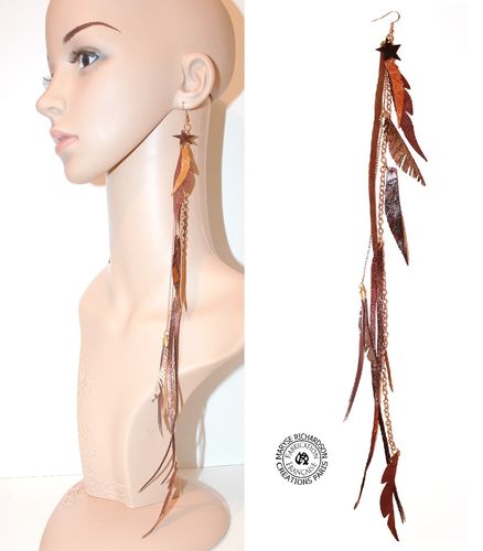 1 long single solo earring 38 cm in camel brown star tassel chain leather